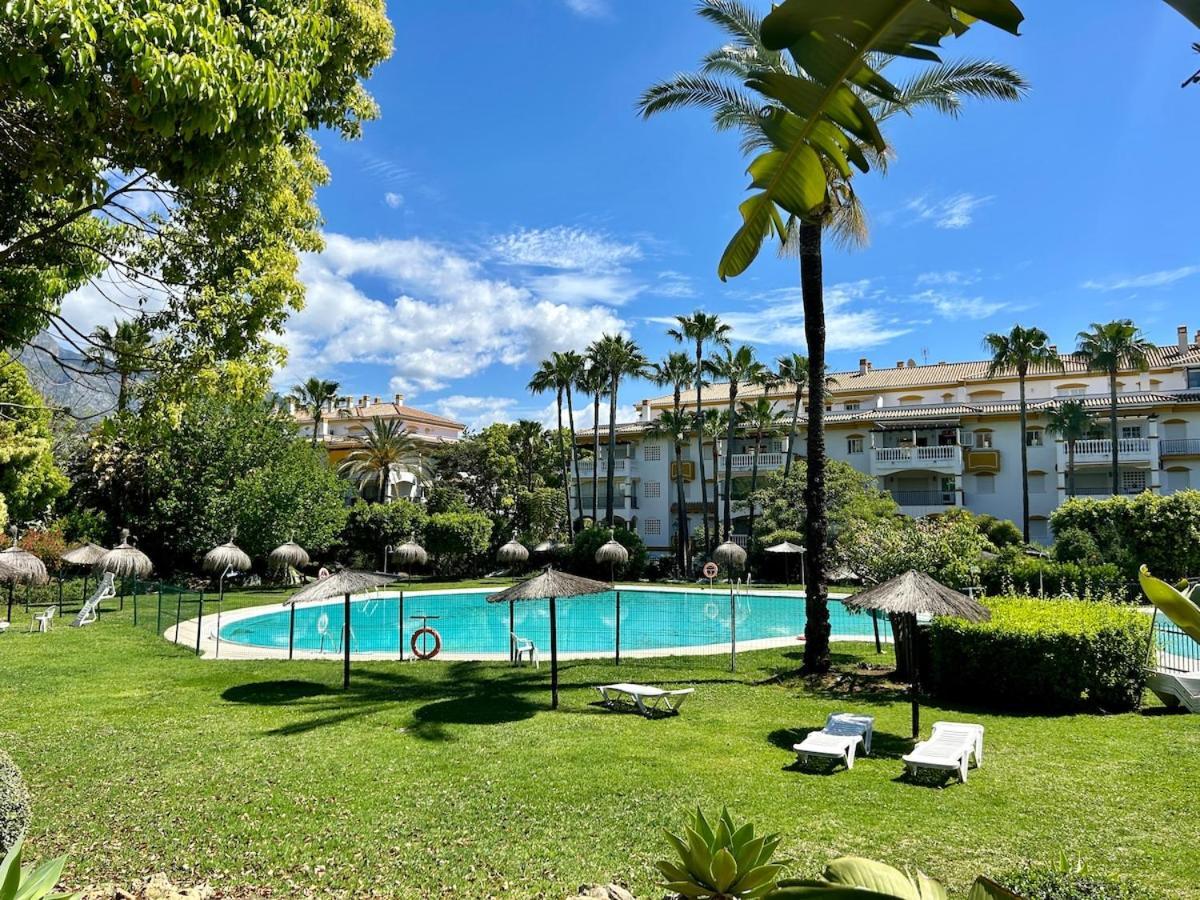 Cozy Apartment Near Puerto Banus Marbella Exterior foto
