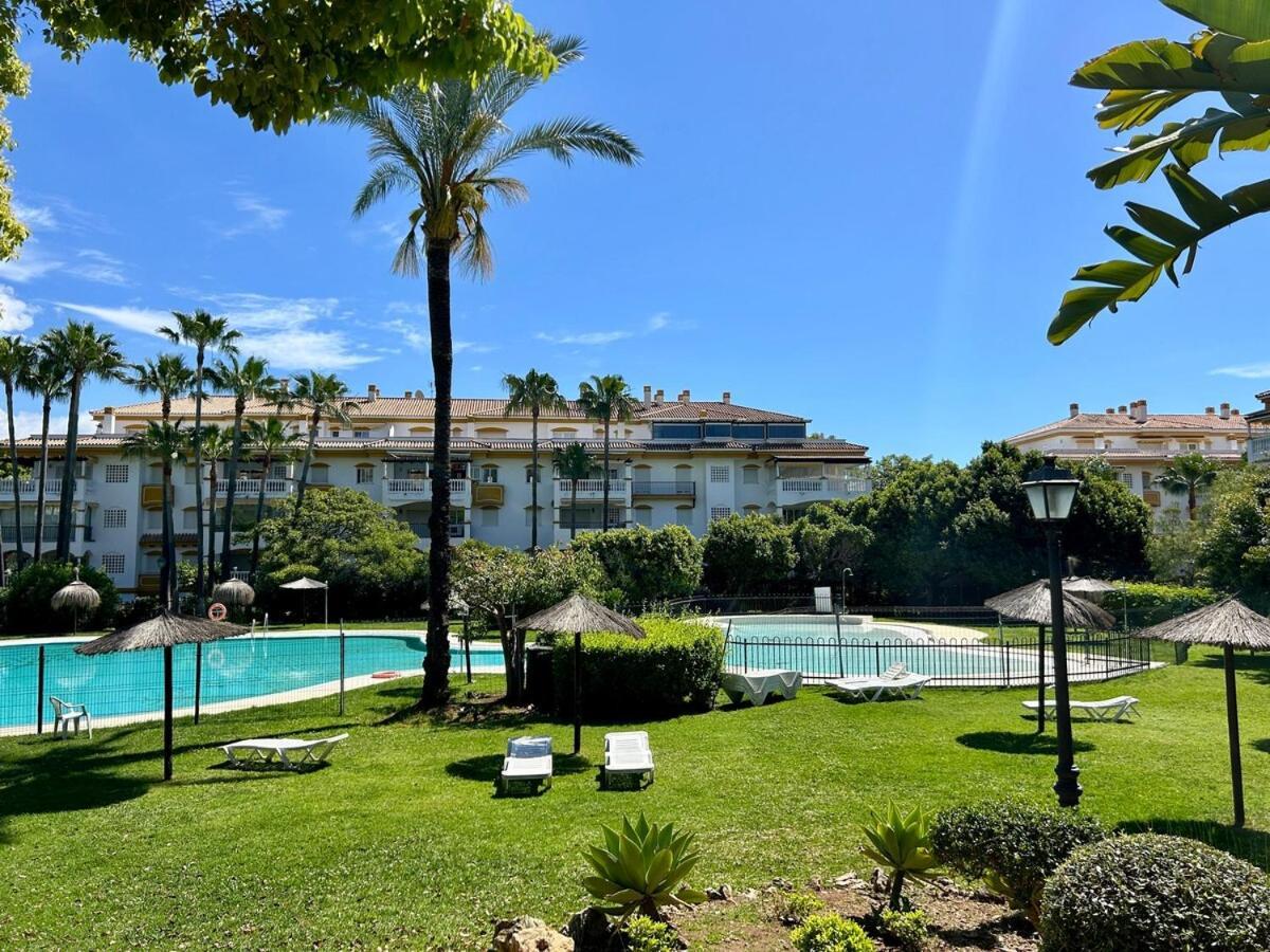 Cozy Apartment Near Puerto Banus Marbella Exterior foto