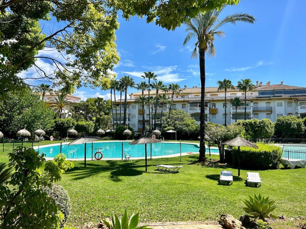 Cozy Apartment Near Puerto Banus Marbella Exterior foto