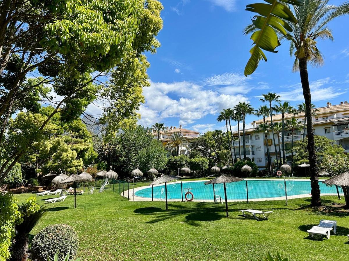 Cozy Apartment Near Puerto Banus Marbella Exterior foto